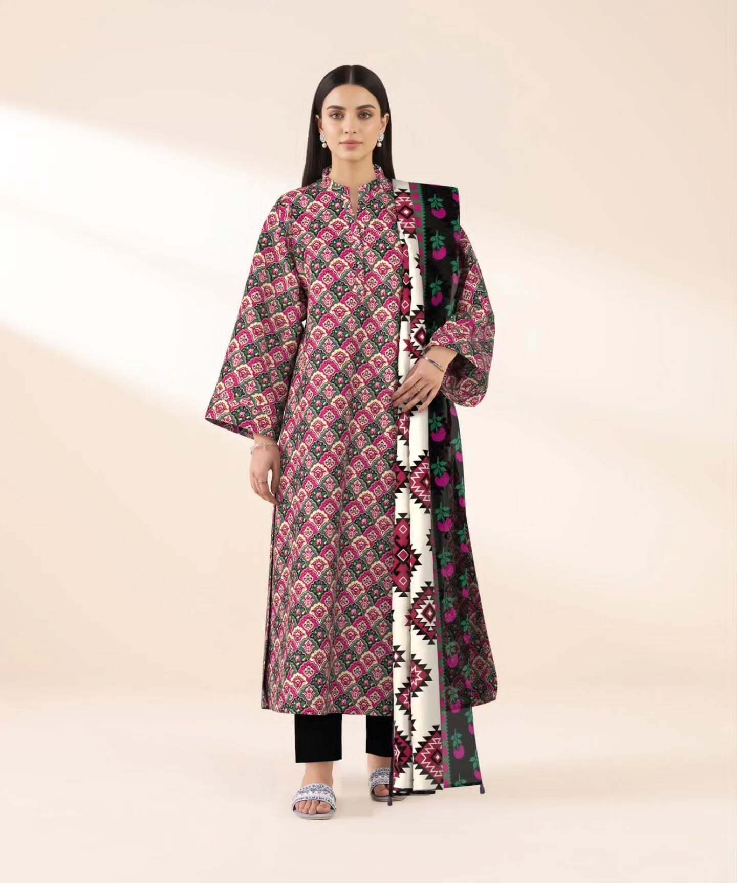 Sapphire LAWN 3PCS UNSTITCHED - V5 - SAPCL428